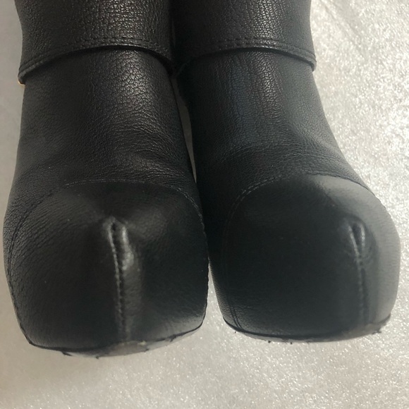 Louis Vuitton Knee High Black Boots High Heels size US size 5 / EU 35.5 - Picture 9 of 16